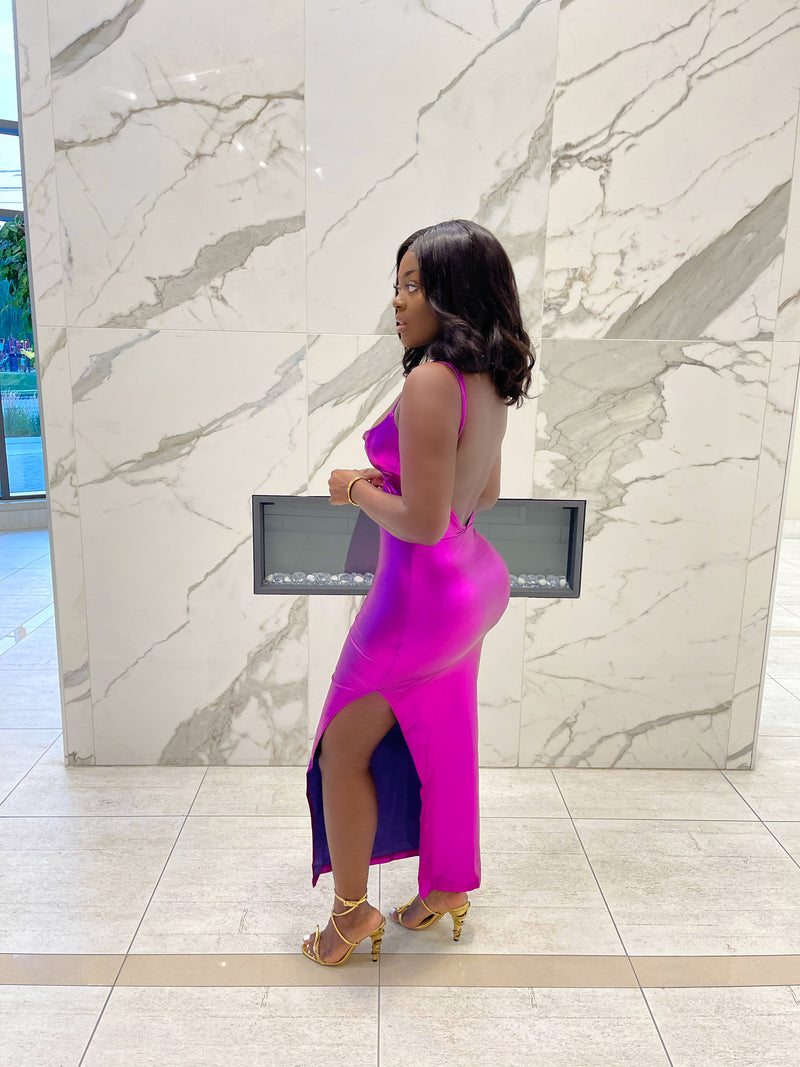 “DON’T BE LATE” BACKLESS DRESS
