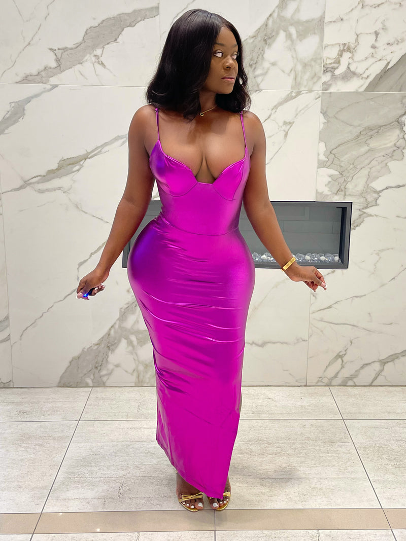 “DON’T BE LATE” BACKLESS DRESS